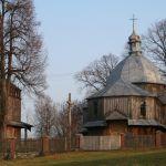 Dachnów, dawna cerkiew pw. Podwyższenia Krzyża Świętego (l.30. XVII w., całkowita przebudowa w latach 1901-1929). Fot. T. Poźniak, 2011 r.